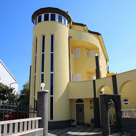מלון וודיצה Vila Nara מראה חיצוני תמונה